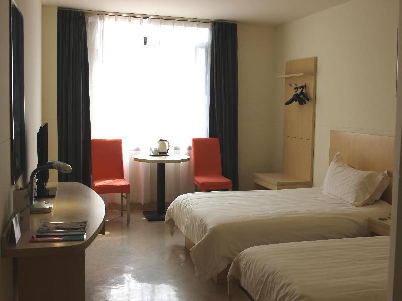 Jingjiang Inn Zhenjiang North Huangshan Road Εξωτερικό φωτογραφία